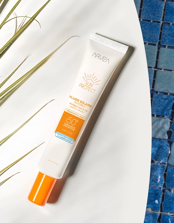 FLUIDE SOLAIRE INVISIBLE SPF 50 + SUN PROTECT - 50ML